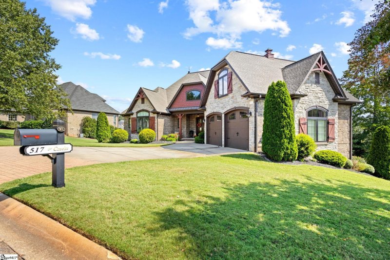Property image 2 of 517 World Tour Drive in Woodfin Ridge, Inman, SC 29349