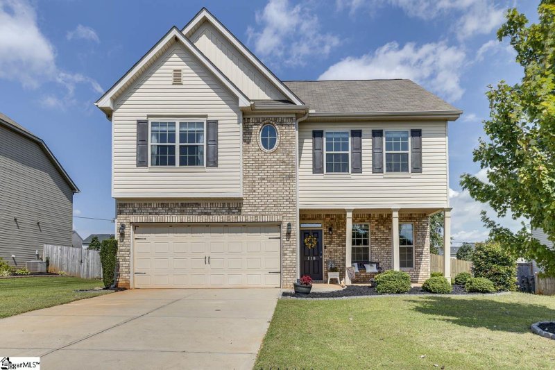 Property image 2 of 118 W Fair Haven Lane in Shiloh Farm, Lyman, SC 29365