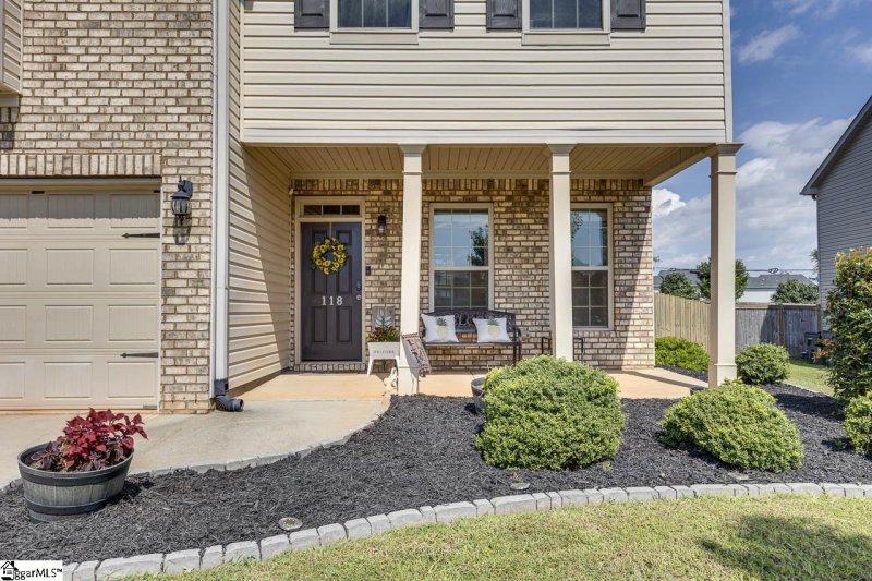 Property image 5 of 118 W Fair Haven Lane in Shiloh Farm, Lyman, SC 29365