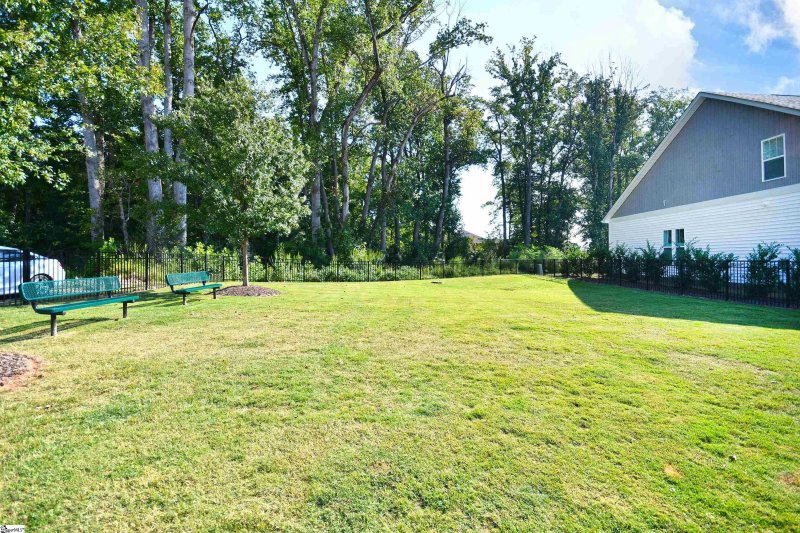 Property image 5 of 107 Thornfield Drive in Camden Cottages, Greenville, SC 29605
