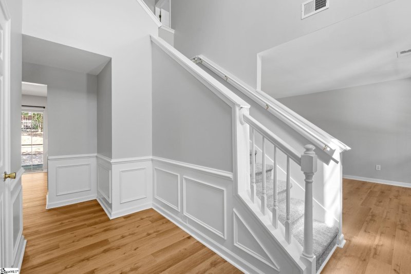 Property image 3 of 102 Waterton Way in Waterton, Simpsonville, SC 29680