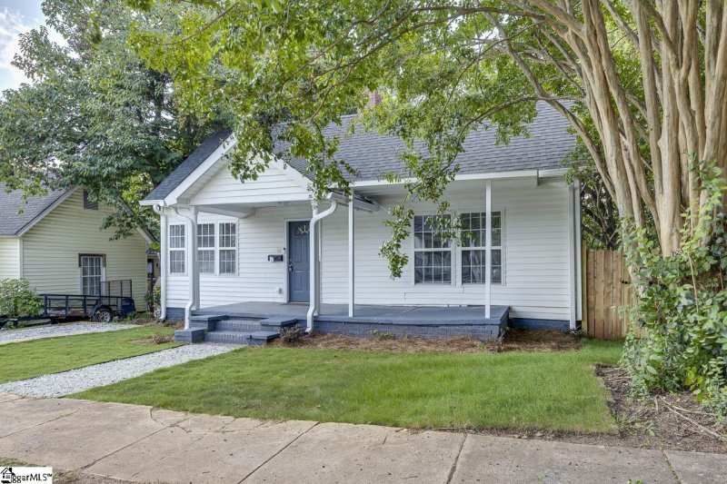 Property image 2 of 18 Taylor Street in Dunean Mills, Greenville, SC 29605