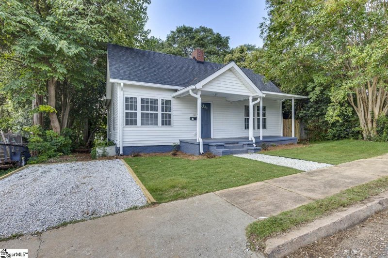 Property image 3 of 18 Taylor Street in Dunean Mills, Greenville, SC 29605