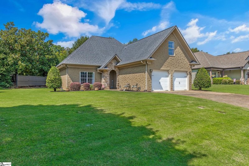 105 Linden Hall Lane