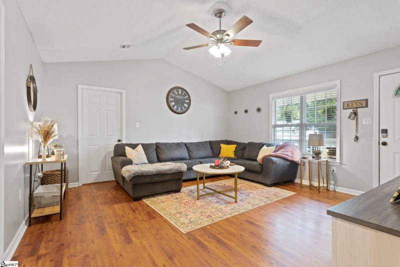 Property image 5 at 157 Old Timber Road, Woodruff, SC 29388