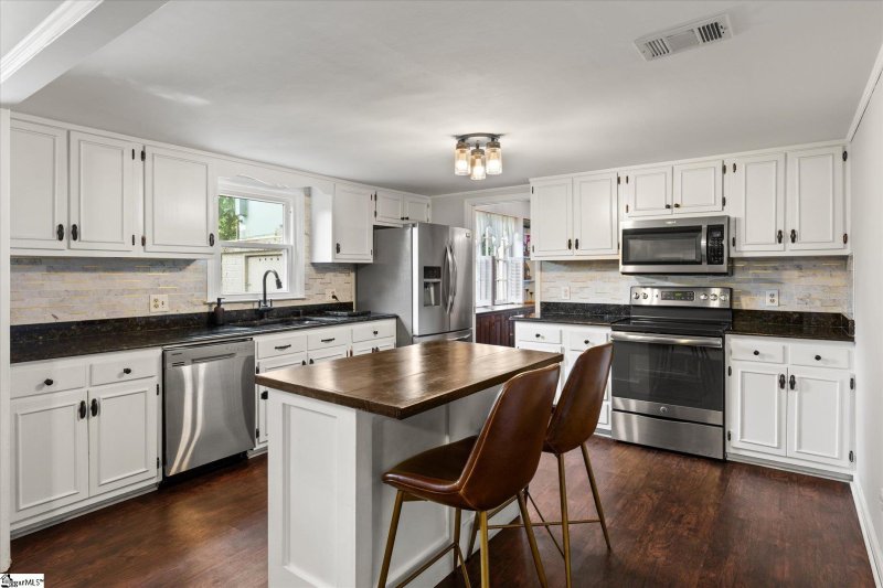 Property image 5 at 109 Meadowbrook Drive, Mauldin, SC 29662