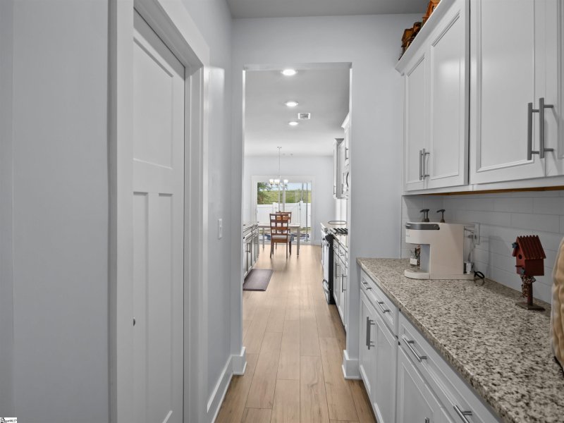 Property image 3 of 529 Fenwick Drive in Anderson Grant, Woodruff, SC 29388