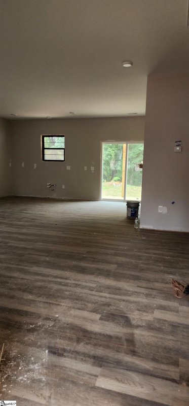 Property image 4 of 145 Highland Hills Drive in Highland Hills, Campobello, SC 29322