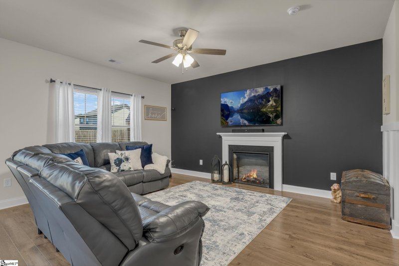 Property image 4 of 105 Hershey Drive in Gunter Place, Piedmont, SC 29673