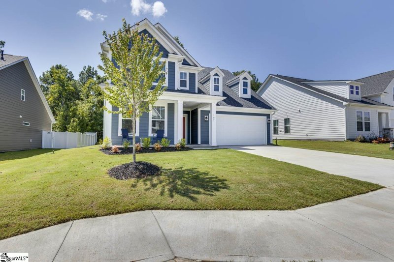 Property image 2 of 109 Beaverdam Creek Drive in Creeks at Midway, Anderson, SC 29621