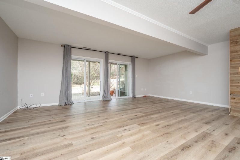 Property image 5 of 109 Royal Court in Harbor Town, Greenville, SC 29611