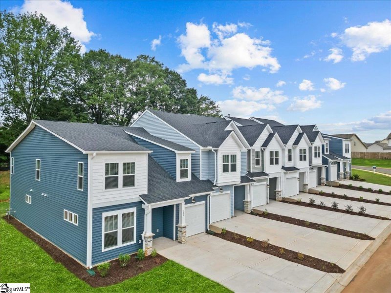 Property image 2 of 120 Aspen Ridge Lane in Aspen Ridge, Lyman, SC 29365