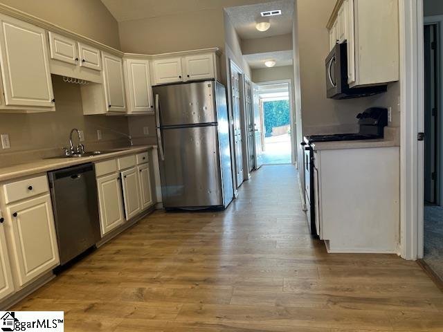 Property image 5 of 619 Heath Row Court in Sweetwater Hills, Moore, SC 29369