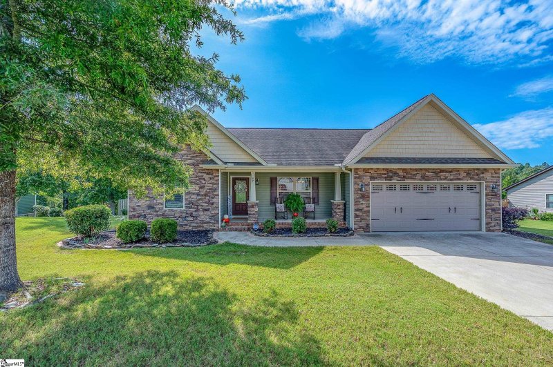 Property image 3 at 47 Jaden Court, Greer, SC 29651
