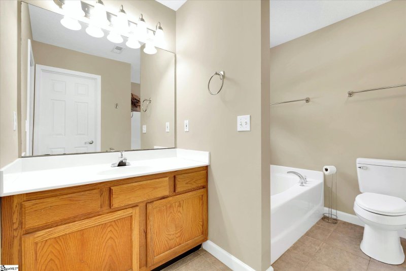 Property image 5 at 155 Beverly Drive, Easley, SC 29640