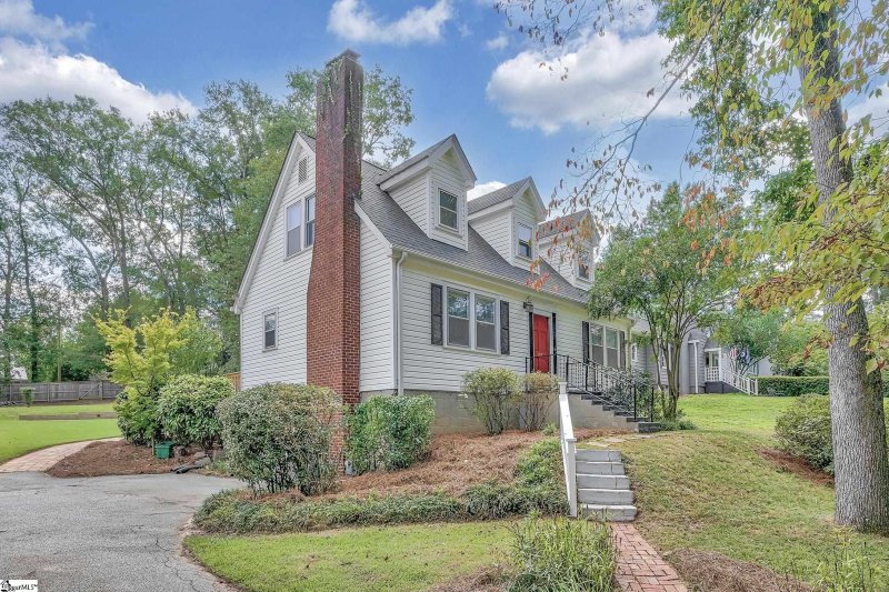 Property image 2 at 107 Sevier Street, Greenville, SC 29605