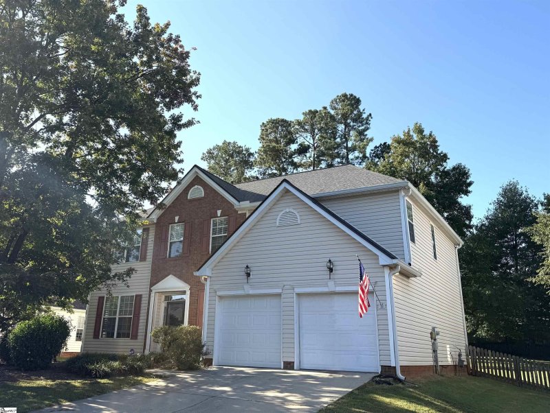 Linkside at Bonnie Brae, Greenville Community