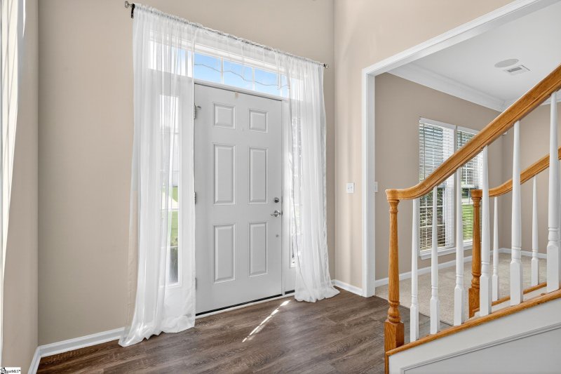 Property image 5 of 109 Hydrangea Way in Bennetts Grove, Simpsonville, SC 29681