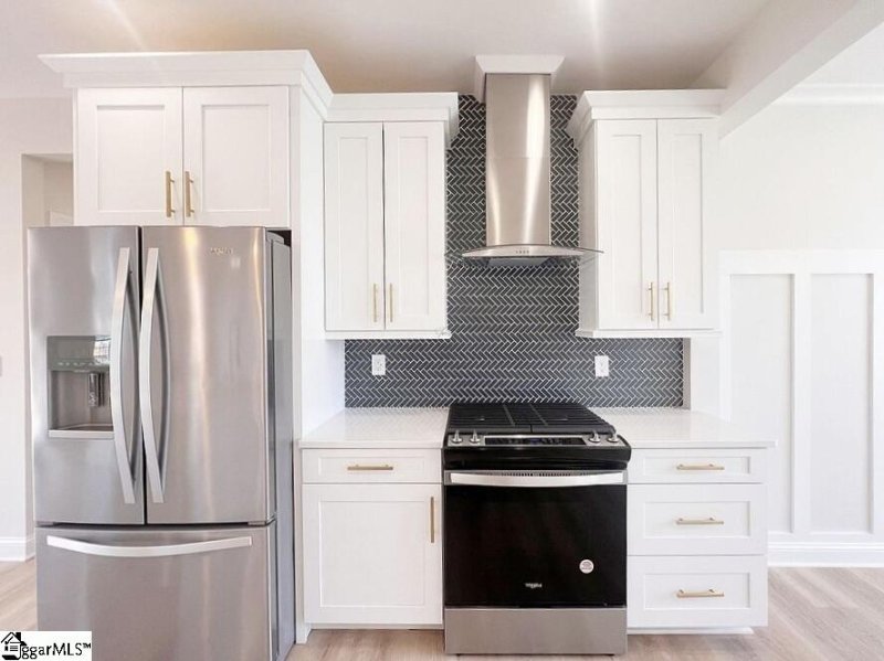 Property image 4 of 22 Heather Stone Court in Waterton, Simpsonville, SC 29680