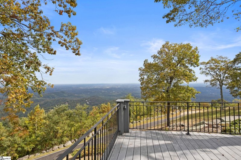 Property image 3 of 211 May Apple Way in The Cliffs at Glassy, Landrum, SC 29356