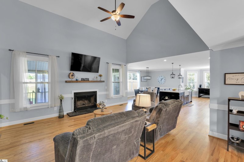Property image 3 of 112 Lipizzaner Court in Saddlehorn, Pelzer, SC 29669
