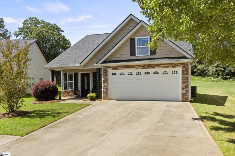 Property image 2 at 524 Semillon Lane, Moore, SC 29369