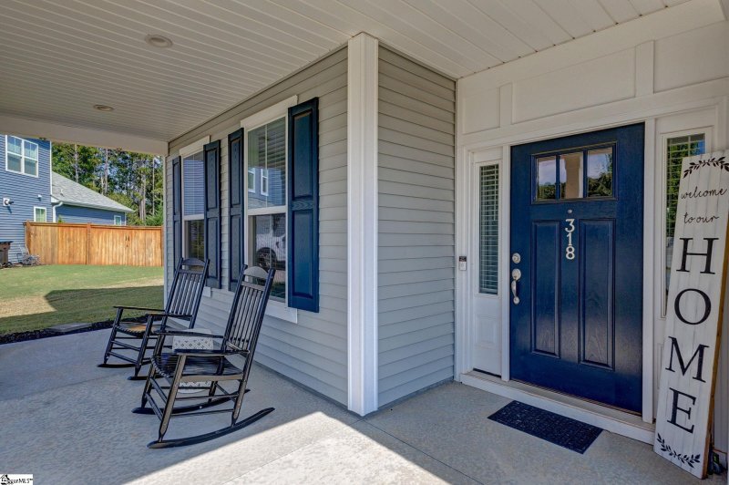 Property image 2 of 318 Starling Avenue in Yorkshire Farms, Easley, SC 29642
