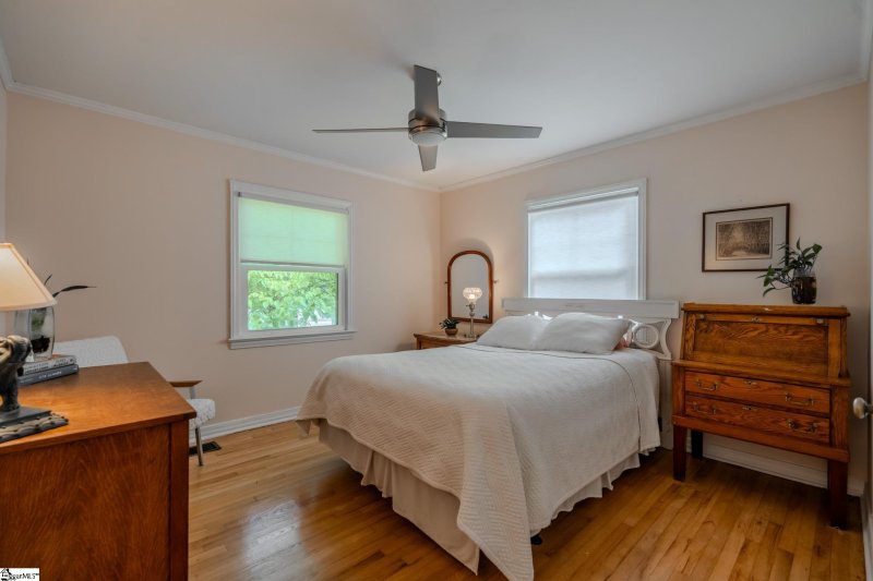 Property image 4 of 411 Crosby Circle in Paramount Park, Greenville, SC 29605
