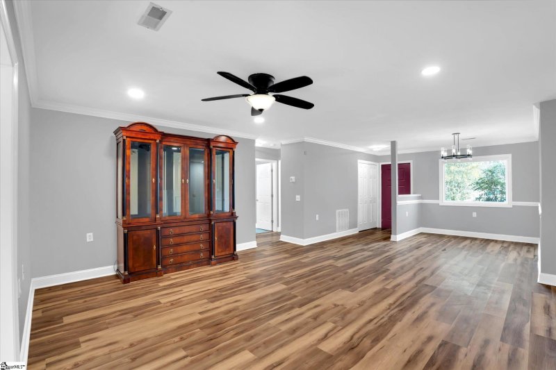 Property image 3 of 5 Woodtrace Circle in Rolling Green Village, Greenville, SC 29615