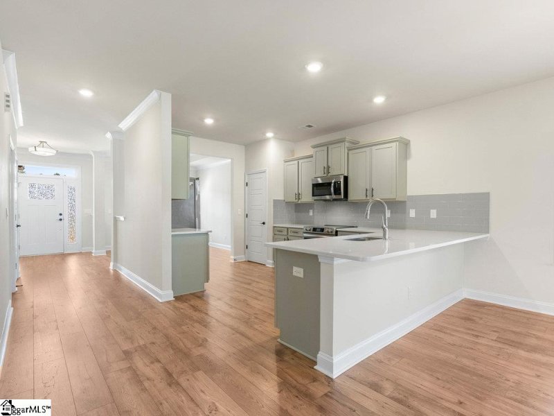 Property image 5 of 48 Woodcross Drive in Heritage Crossing, Simpsonville, SC 29681