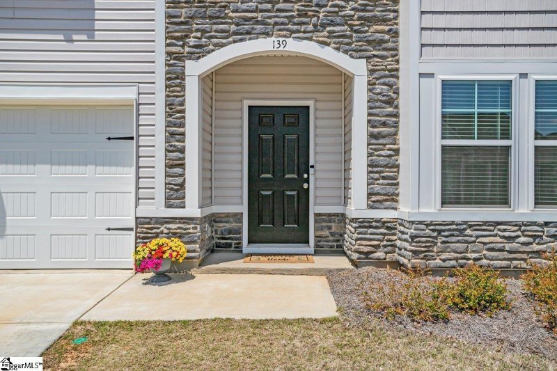 Property image 4 of 139 Strongridge Trail in Heritage Crossing, Simpsonville, SC 29681