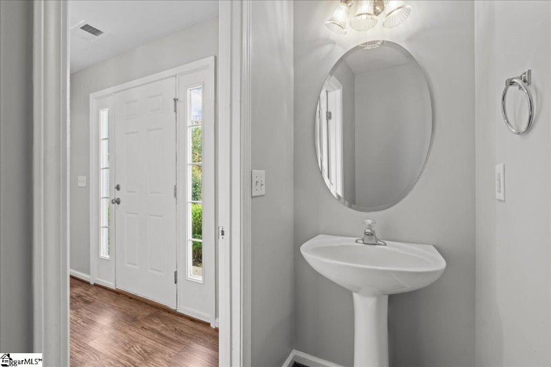 Property image 5 of 306 Londonderry Court in Shelburne Farms, Greer, SC 29650