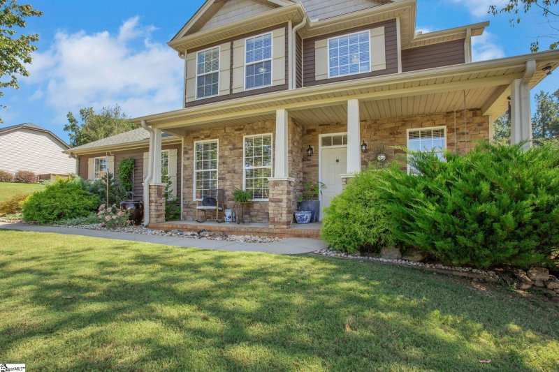 Property image 3 of 40 Stoneledges Lane in Stoneledges, Taylors, SC 29687