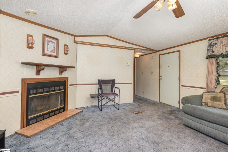 Property image 4 of 105 Coppice Court in Mt Carmel Hills, Easley, SC 29640