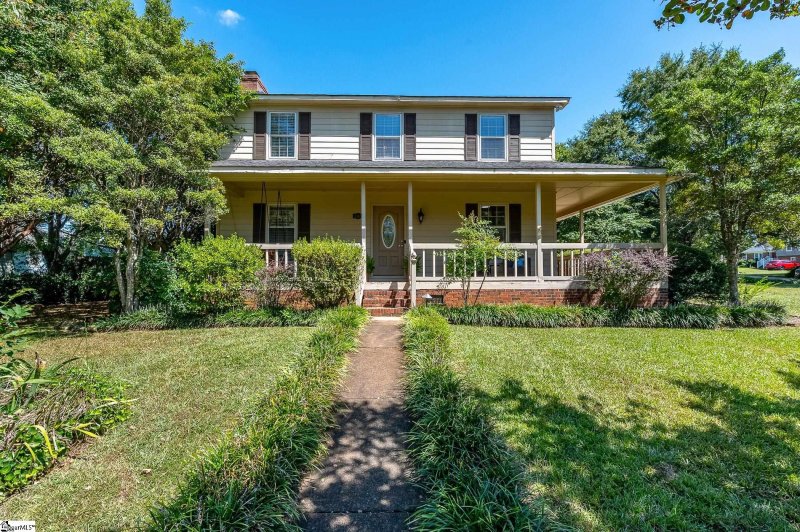 Wedgefield, Simpsonville Community