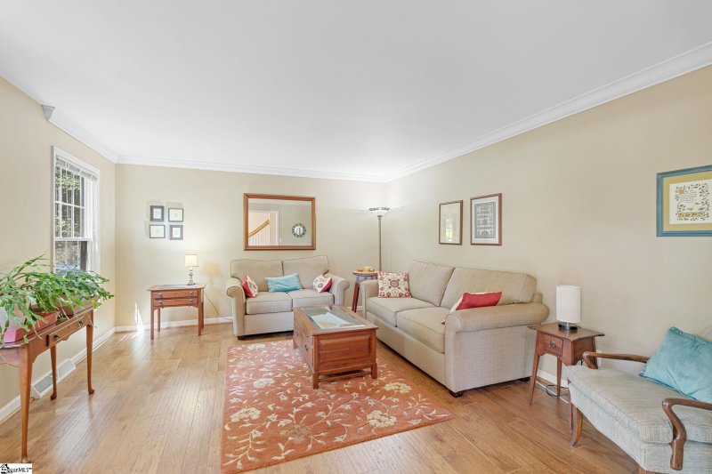 Property image 4 of 14 Sugarberry Drive in Dove Tree, Greenville, SC 29615