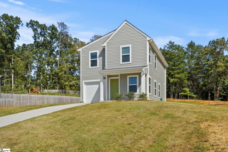 Property image 3 of 106 White Rapids Way in River Valley, Greenville, SC 29617