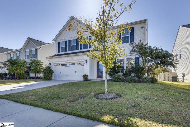 Property image 2 of 405 Sandusky Lane in River Shoals, Simpsonville, SC 29680