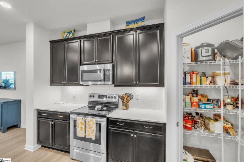 Property image 5 of 10 Leander Drive in ONeal Village, Greer, SC 29651