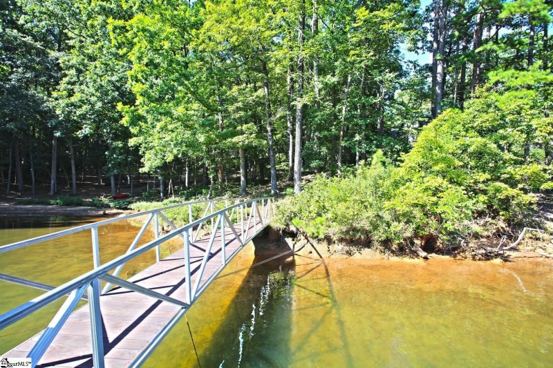 Property image 5 of 556 Riverstone Drive in Riverstone, Salem, SC 29676