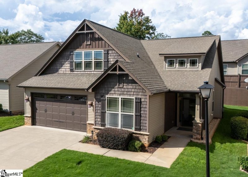 219 Catskill Drive