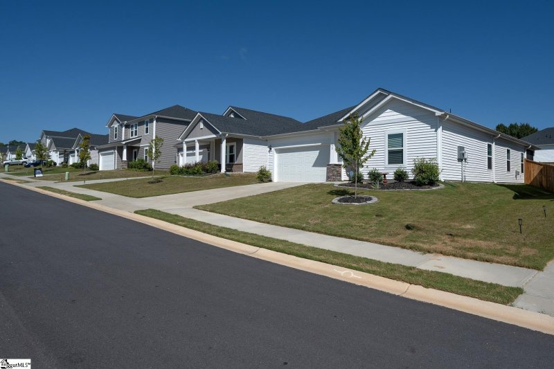 Property image 2 at 632 Orsman Trail, Woodruff, SC 29388