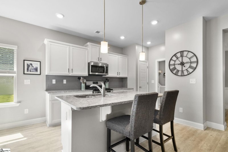 Property image 5 at 512 Flying Squirrel Way, Greenville, SC 29605