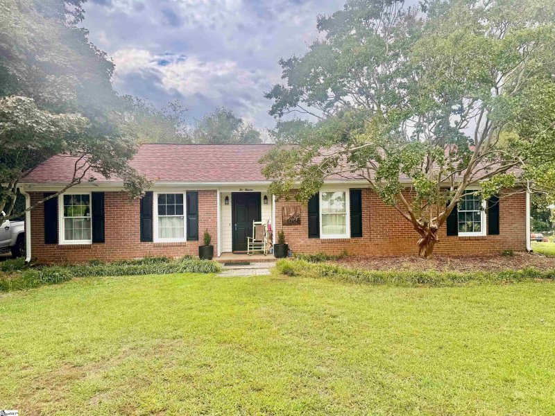 Crestview Hills, Greer Community