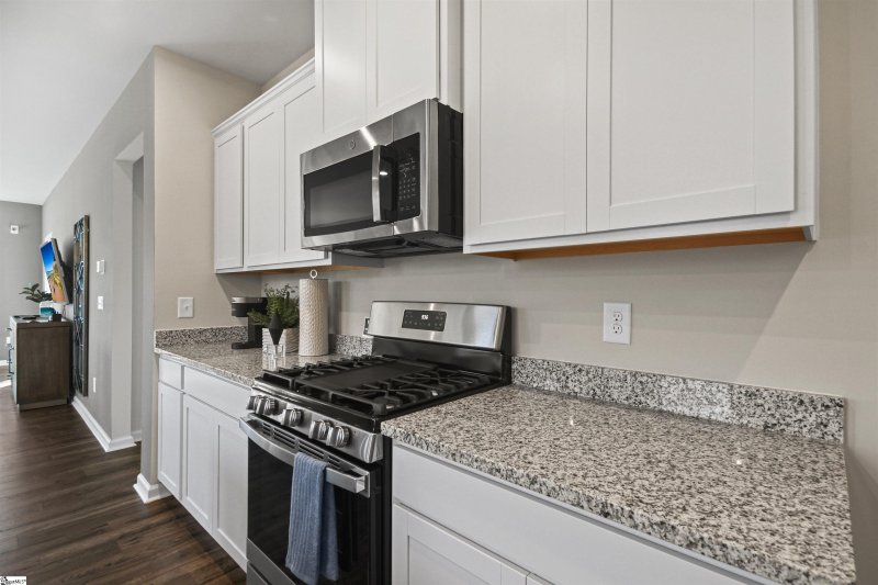 Property image 4 of 1408 Apple Butter Drive in Persimmon Hill, Lyman, SC 29365