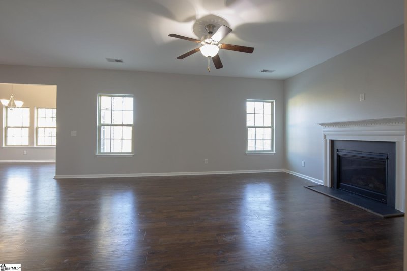 Property image 5 of 105 Chestatee Court in River Shoals, Simpsonville, SC 29680