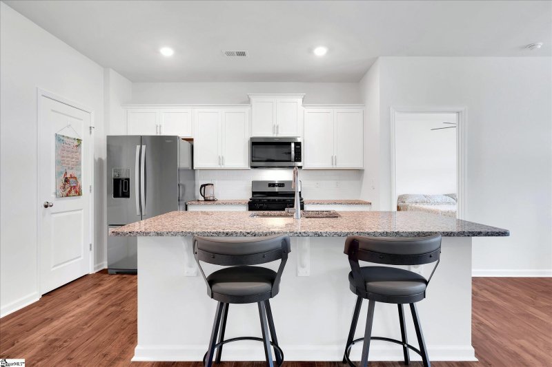 Property image 3 of 417 Ridge Climb Trail in Brookside Farms, Greer, SC 29651