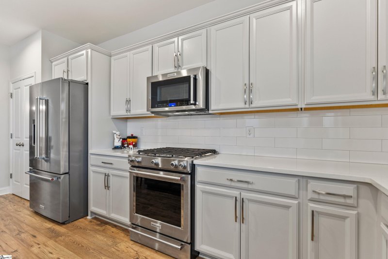 Property image 4 of 308 Novelty Drive in ONeal Village, Greer, SC 29651