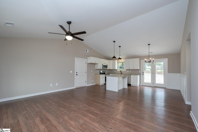 Property image 5 at 205 Southside Drive, Laurens, SC 29360