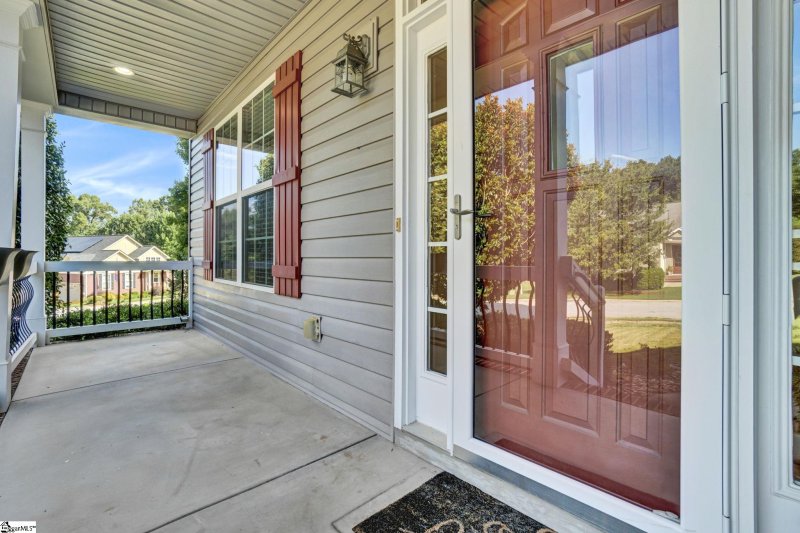 Property image 3 at 520 Summitbluff Drive, Greenville, SC 29617